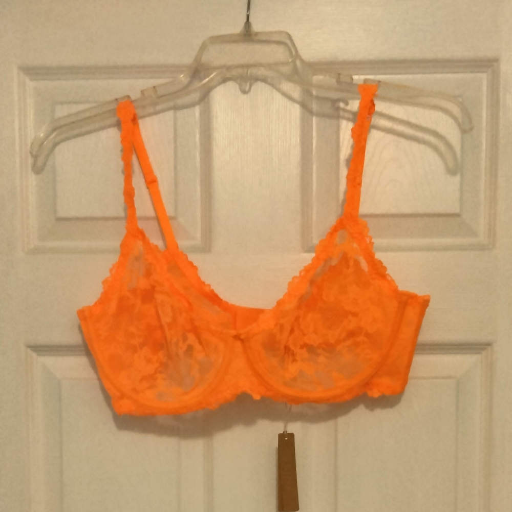 Lace neon orange bra by Skims